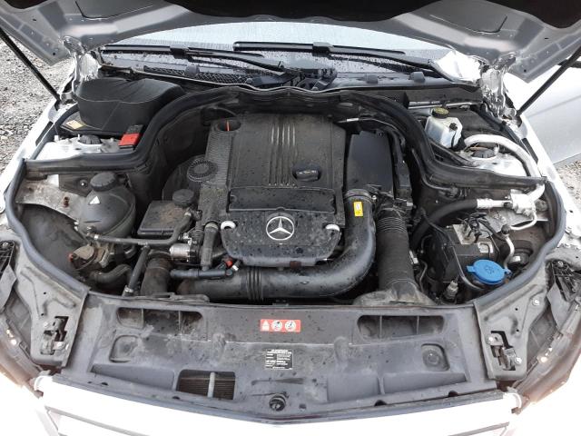 Photo 10 VIN: WDDGF4HB3DA857249 - MERCEDES-BENZ C 250 