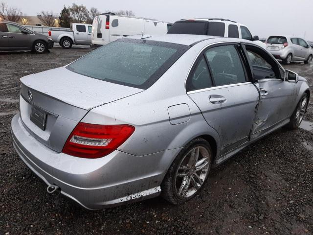 Photo 2 VIN: WDDGF4HB3DA857249 - MERCEDES-BENZ C 250 