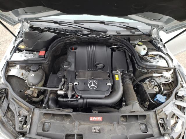 Photo 6 VIN: WDDGF4HB3DA864914 - MERCEDES-BENZ C 250 