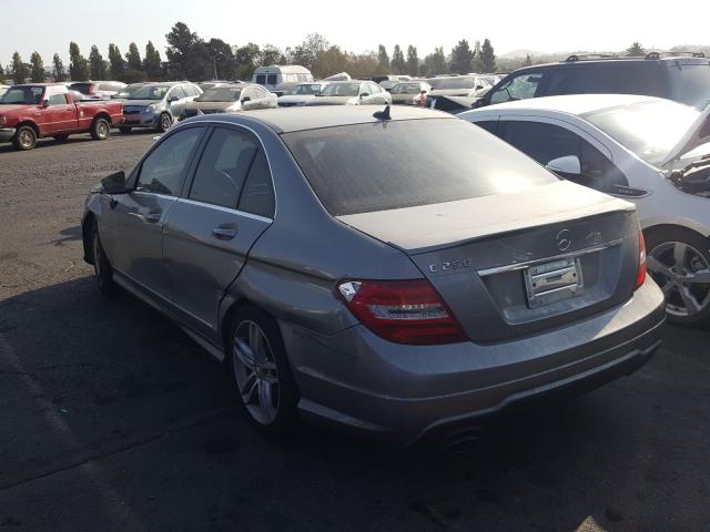 Photo 2 VIN: WDDGF4HB3DA865089 - MERCEDES-BENZ C 250 