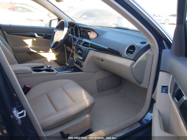 Photo 4 VIN: WDDGF4HB3DG094047 - MERCEDES-BENZ C 250 