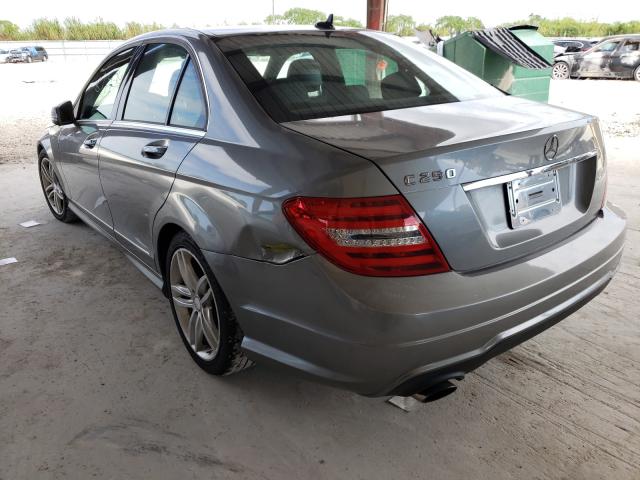 Photo 2 VIN: WDDGF4HB3DG122235 - MERCEDES-BENZ C 250 