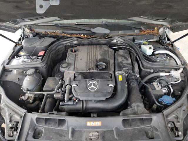 Photo 6 VIN: WDDGF4HB3DG122235 - MERCEDES-BENZ C 250 