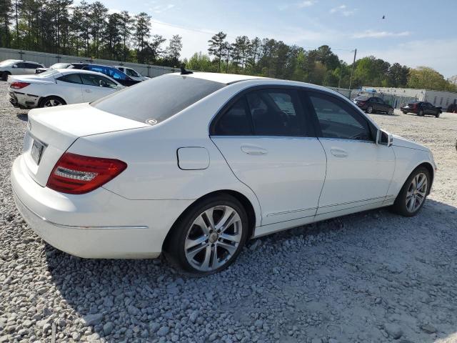 Photo 2 VIN: WDDGF4HB3DR240340 - MERCEDES-BENZ C-CLASS 