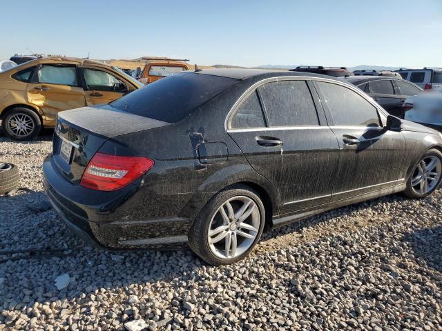 Photo 2 VIN: WDDGF4HB3DR244730 - MERCEDES-BENZ C 250 