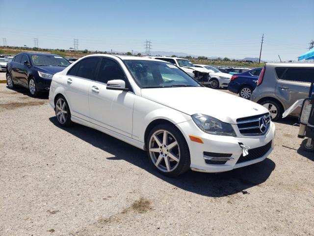 Photo 3 VIN: WDDGF4HB3DR258871 - MERCEDES-BENZ C 250 