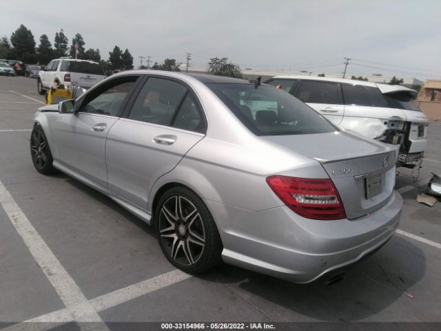 Photo 2 VIN: WDDGF4HB3DR269238 - MERCEDES-BENZ C-CLASS 