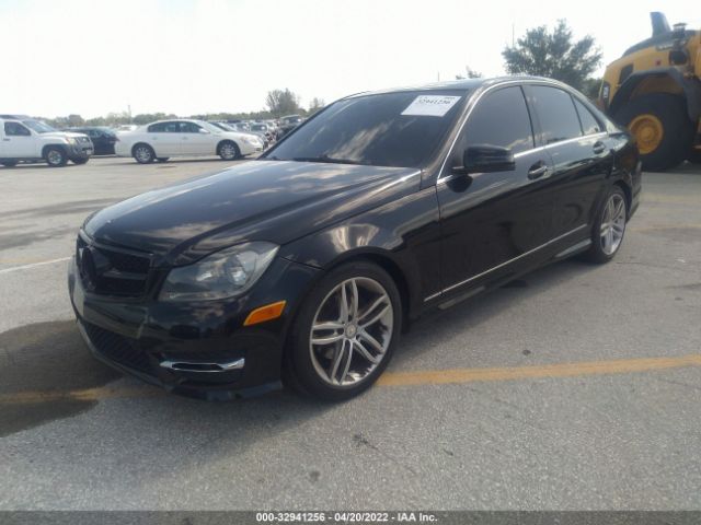 Photo 1 VIN: WDDGF4HB3DR272477 - MERCEDES-BENZ C-CLASS 