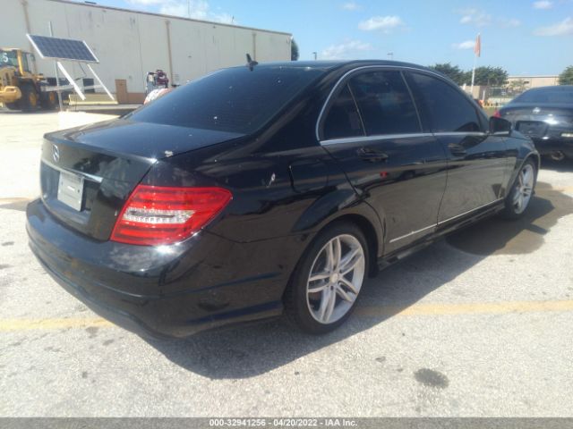 Photo 3 VIN: WDDGF4HB3DR272477 - MERCEDES-BENZ C-CLASS 