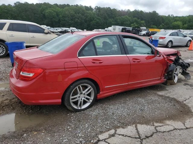 Photo 2 VIN: WDDGF4HB3DR273208 - MERCEDES-BENZ C 250 