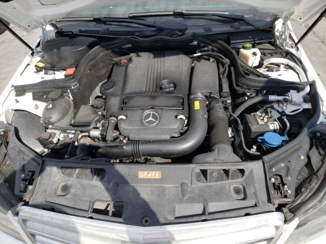 Photo 6 VIN: WDDGF4HB3DR276139 - MERCEDES-BENZ C 250 