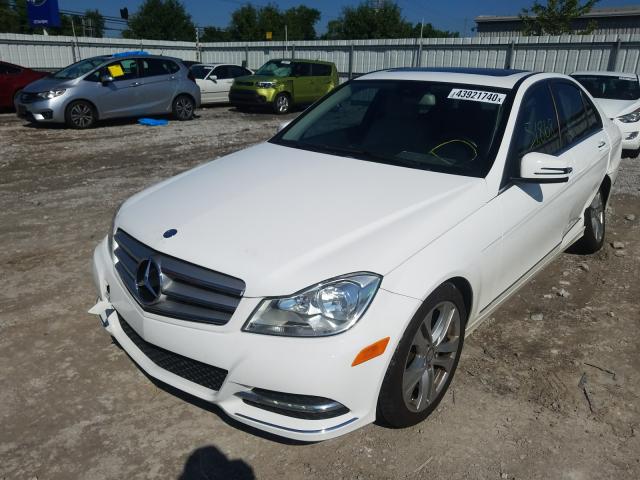 Photo 1 VIN: WDDGF4HB3DR277615 - MERCEDES-BENZ C 250 