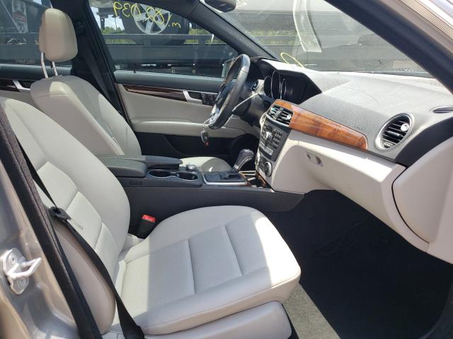 Photo 4 VIN: WDDGF4HB3DR284967 - MERCEDES-BENZ C 250 