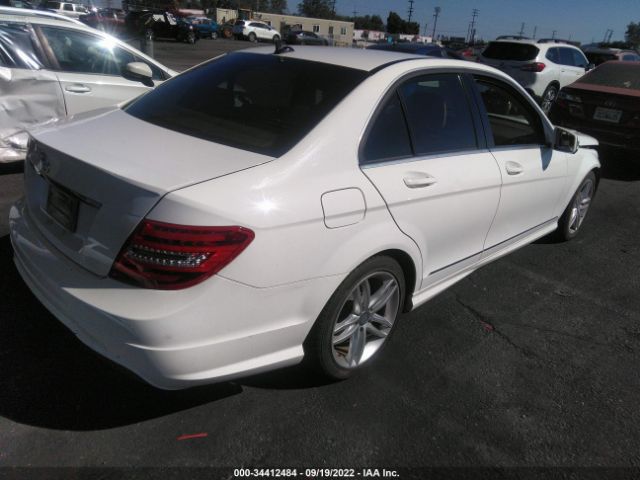 Photo 3 VIN: WDDGF4HB3DR289585 - MERCEDES-BENZ C-CLASS 