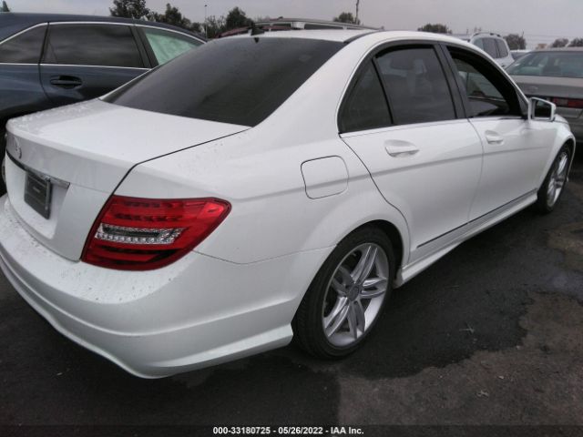 Photo 3 VIN: WDDGF4HB3DR294074 - MERCEDES-BENZ C-CLASS 