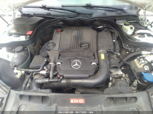 Photo 9 VIN: WDDGF4HB3EA956011 - MERCEDES-BENZ C-CLASS 