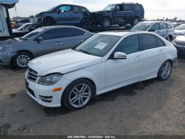 Photo 1 VIN: WDDGF4HB3EA966022 - MERCEDES-BENZ C 250 