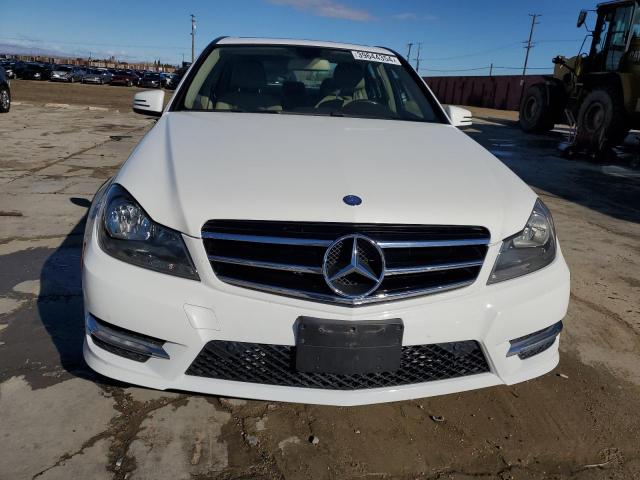 Photo 4 VIN: WDDGF4HB3EG211871 - MERCEDES-BENZ C-CLASS 