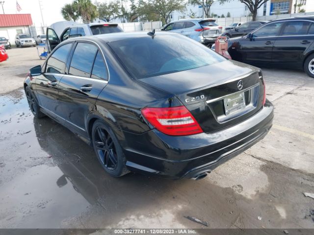 Photo 2 VIN: WDDGF4HB3EG220246 - MERCEDES-BENZ C-CLASS 