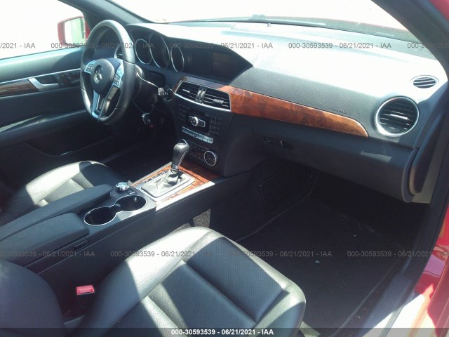 Photo 4 VIN: WDDGF4HB3EG222076 - MERCEDES-BENZ C-CLASS 