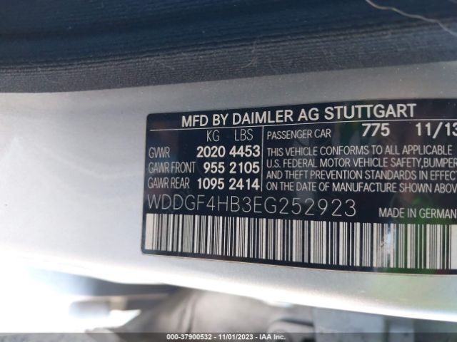 Photo 8 VIN: WDDGF4HB3EG252923 - MERCEDES-BENZ C-CLASS 