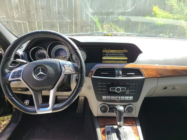 Photo 8 VIN: WDDGF4HB4CA600910 - MERCEDES-BENZ C 250 