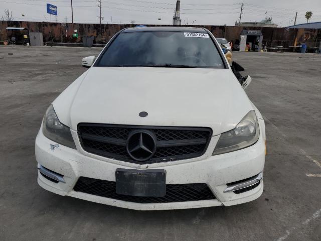 Photo 4 VIN: WDDGF4HB4CA612278 - MERCEDES-BENZ C-CLASS 