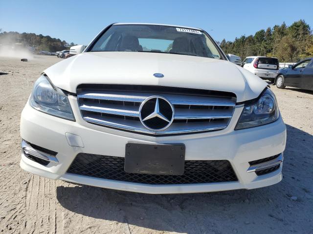 Photo 4 VIN: WDDGF4HB4CR198596 - MERCEDES-BENZ C-CLASS 