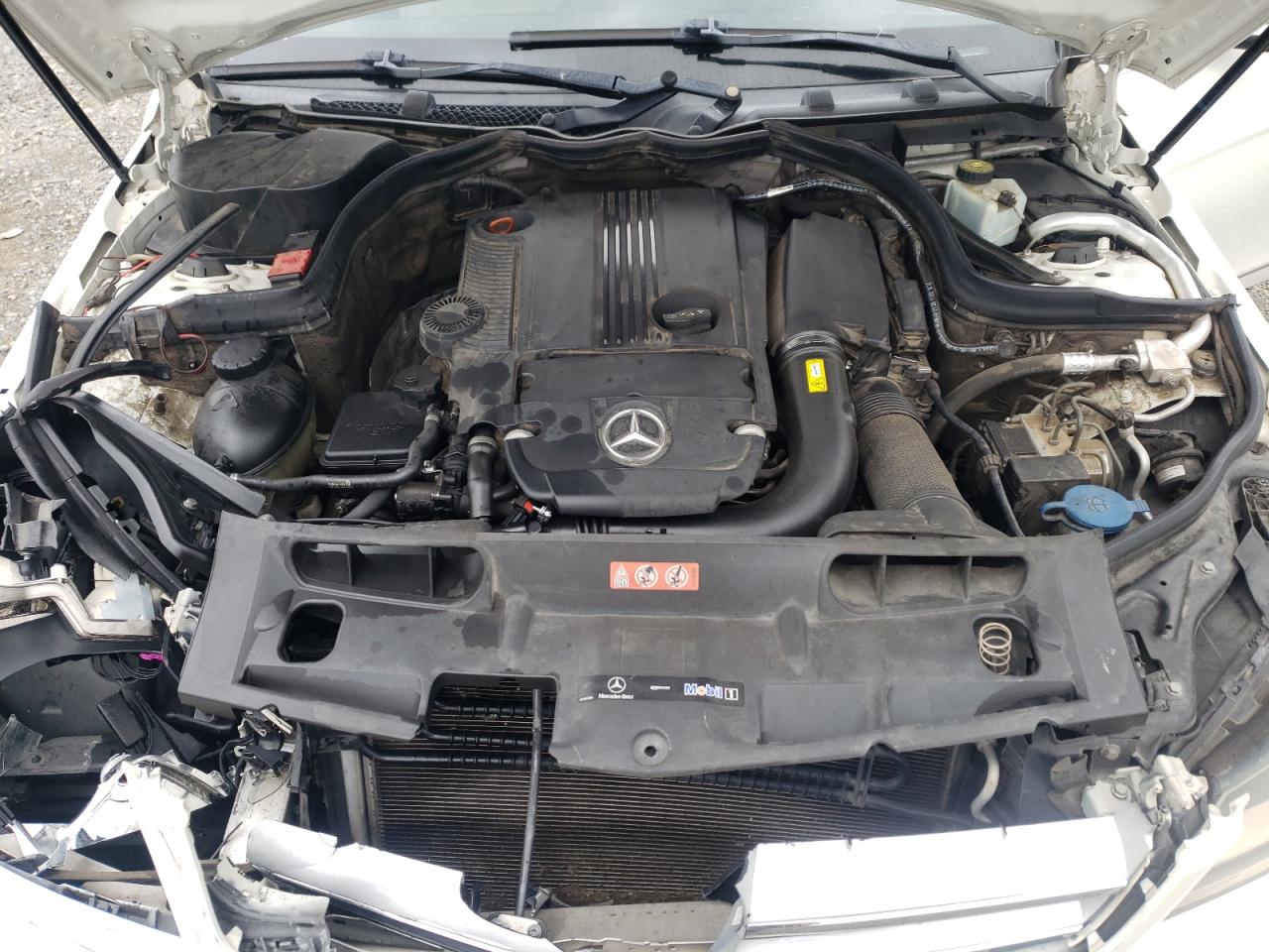 Photo 10 VIN: WDDGF4HB4CR204672 - MERCEDES-BENZ C-KLASSE 