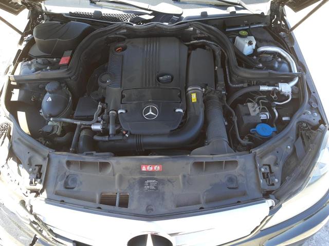 Photo 6 VIN: WDDGF4HB4CR211699 - MERCEDES-BENZ C 250 