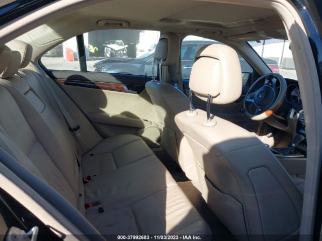 Photo 7 VIN: WDDGF4HB4CR218717 - MERCEDES-BENZ C 250 