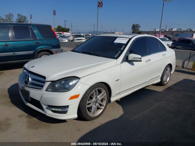 Photo 1 VIN: WDDGF4HB4CR237011 - MERCEDES-BENZ C 250 