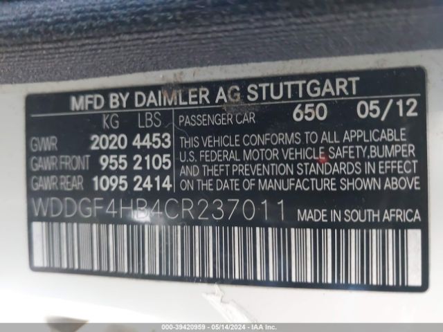 Photo 8 VIN: WDDGF4HB4CR237011 - MERCEDES-BENZ C 250 