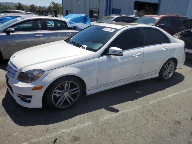 Photo 0 VIN: WDDGF4HB4DA757077 - MERCEDES-BENZ C 250 