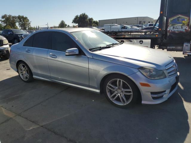 Photo 3 VIN: WDDGF4HB4DA770735 - MERCEDES-BENZ C 250 