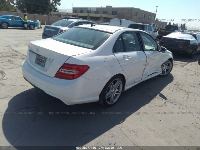 Photo 3 VIN: WDDGF4HB4DA789527 - MERCEDES-BENZ C-CLASS 