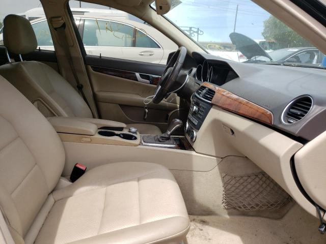 Photo 4 VIN: WDDGF4HB4DA832232 - MERCEDES-BENZ C 250 