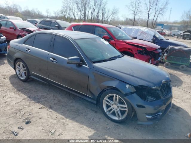 Photo 0 VIN: WDDGF4HB4DF997121 - MERCEDES-BENZ C 250 