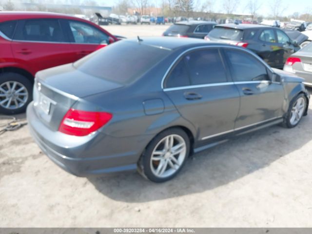 Photo 3 VIN: WDDGF4HB4DF997121 - MERCEDES-BENZ C 250 