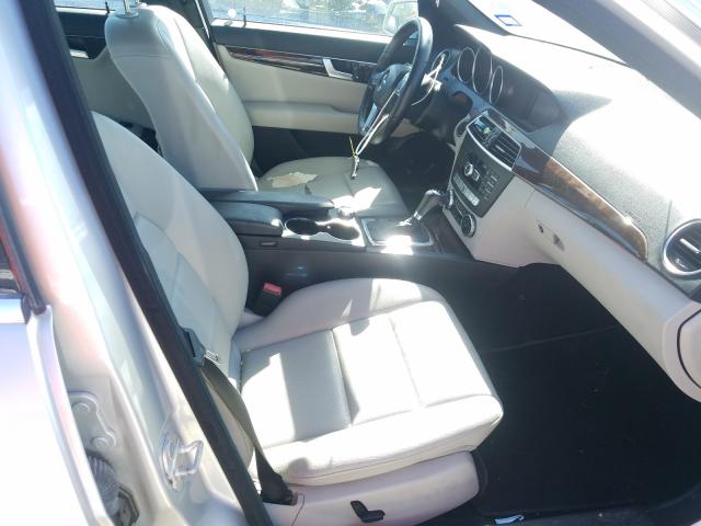 Photo 4 VIN: WDDGF4HB4DG102625 - MERCEDES-BENZ C 250 