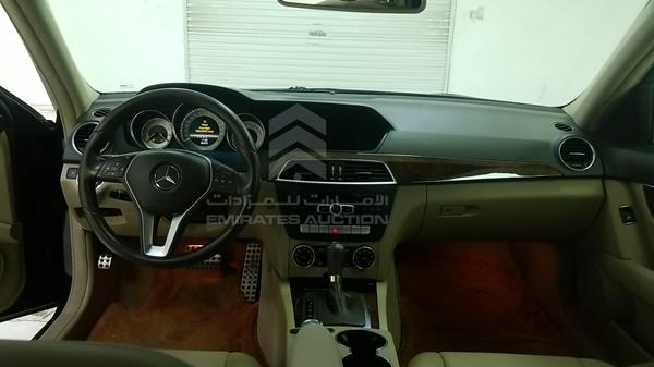 Photo 15 VIN: WDDGF4HB4DR245191 - MERCEDES-BENZ C 250 