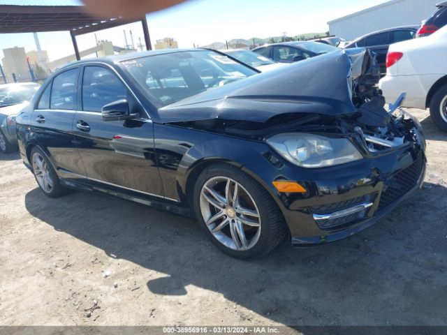 Photo 0 VIN: WDDGF4HB4DR250696 - MERCEDES-BENZ C 250 