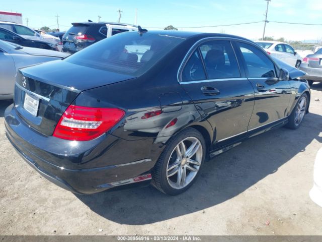 Photo 3 VIN: WDDGF4HB4DR250696 - MERCEDES-BENZ C 250 