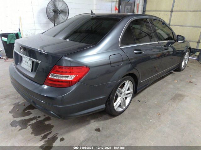 Photo 3 VIN: WDDGF4HB4DR252660 - MERCEDES-BENZ C-CLASS 