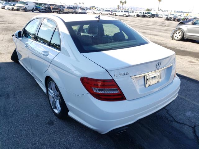 Photo 2 VIN: WDDGF4HB4DR254926 - MERCEDES-BENZ C 250 