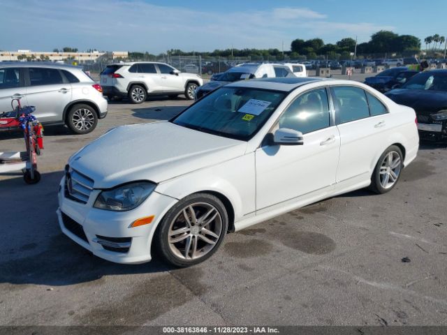 Photo 1 VIN: WDDGF4HB4DR260242 - MERCEDES-BENZ C 250 