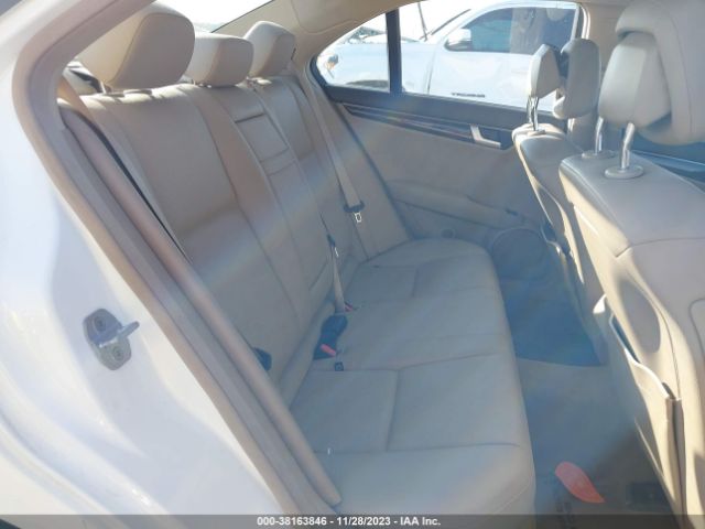 Photo 7 VIN: WDDGF4HB4DR260242 - MERCEDES-BENZ C 250 