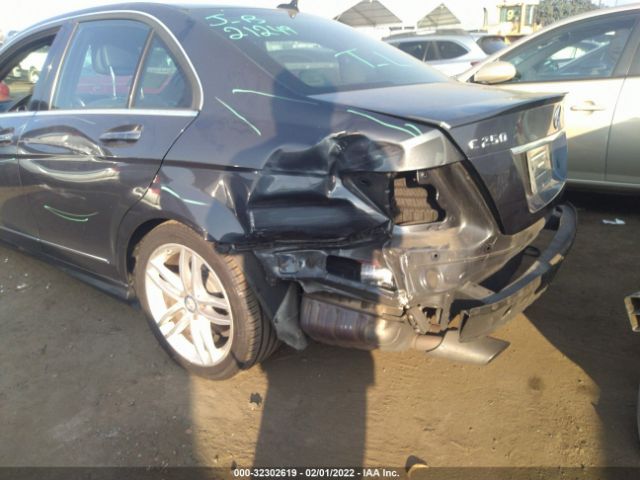 Photo 5 VIN: WDDGF4HB4DR267658 - MERCEDES-BENZ C-CLASS 