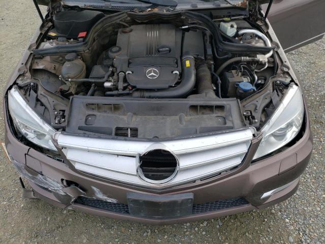 Photo 10 VIN: WDDGF4HB4DR271578 - MERCEDES-BENZ C-CLASS 