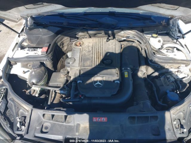 Photo 9 VIN: WDDGF4HB4DR274979 - MERCEDES-BENZ C 250 